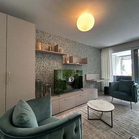 Family Apartment, Near The Beach Whit Private Park Locarno Exterior foto