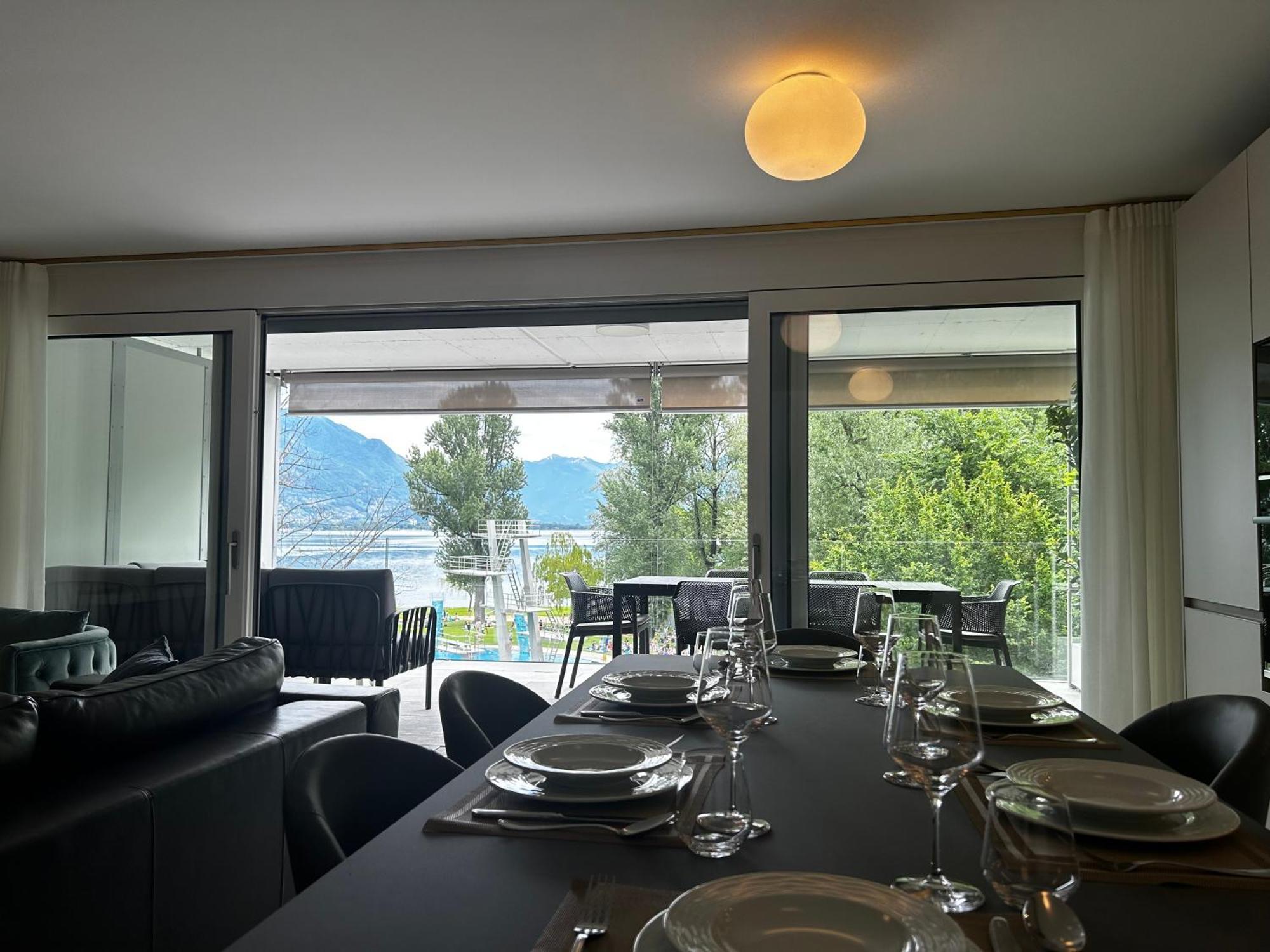 Family Apartment, Near The Beach Whit Private Park Locarno Exterior foto