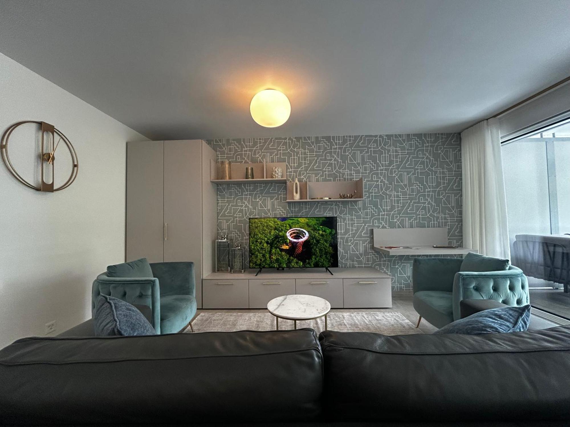 Family Apartment, Near The Beach Whit Private Park Locarno Exterior foto