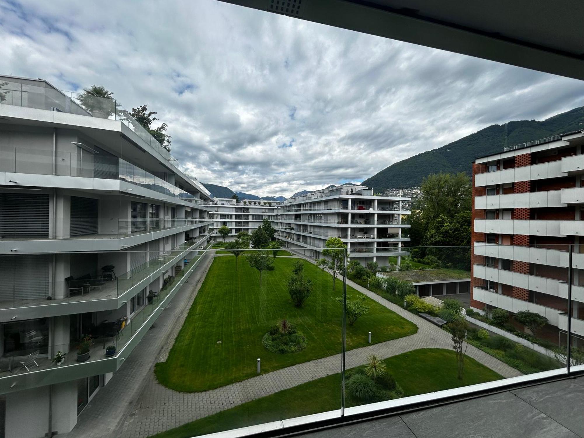 Family Apartment, Near The Beach Whit Private Park Locarno Exterior foto